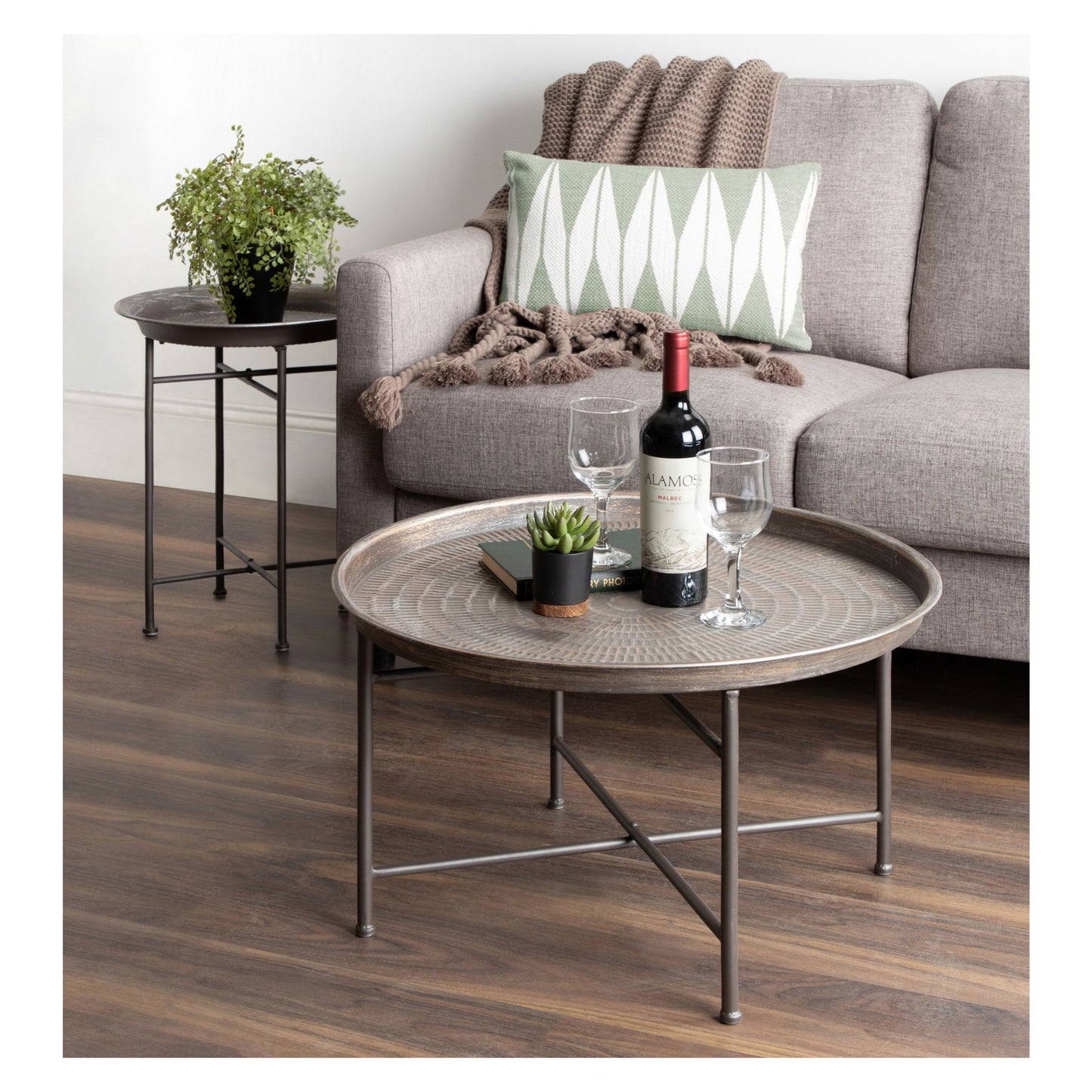 kate-and-laurel-mahdavi-boho-chic-hammered-metal-tray-coffee-table---brushed-silver