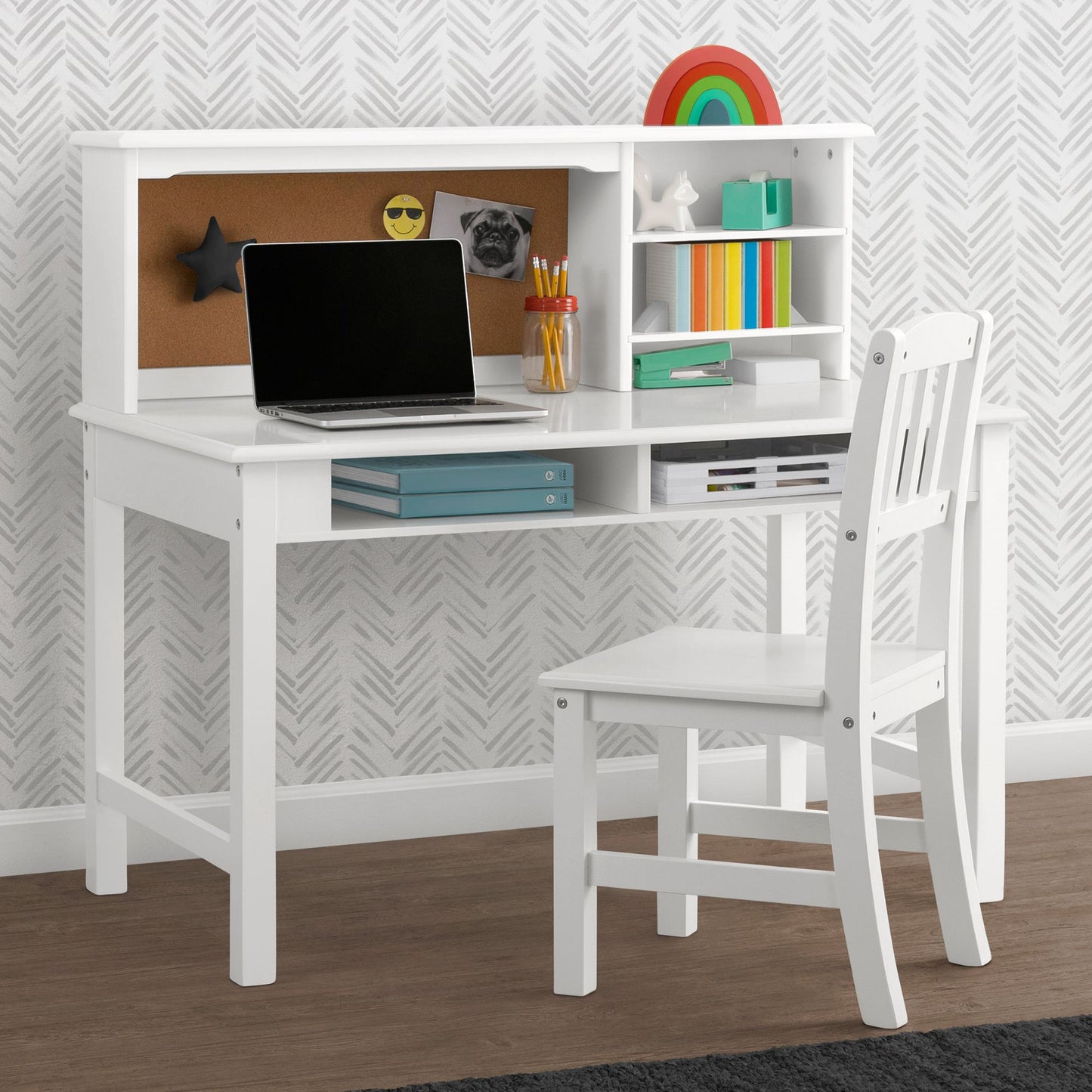 delta-children-kids-wood-desk-with-hutch-and-chair---white